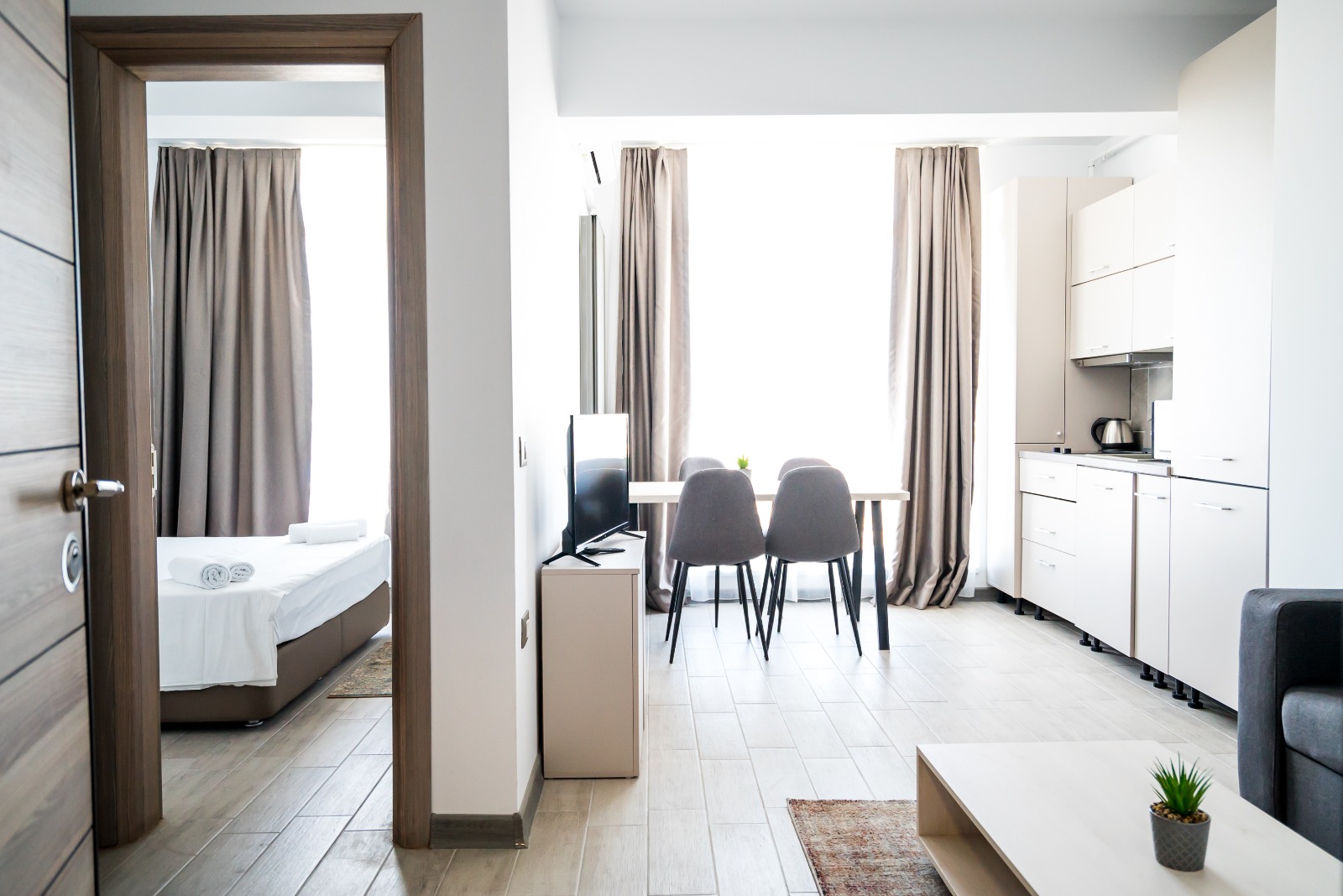 apartament 2 camere mic